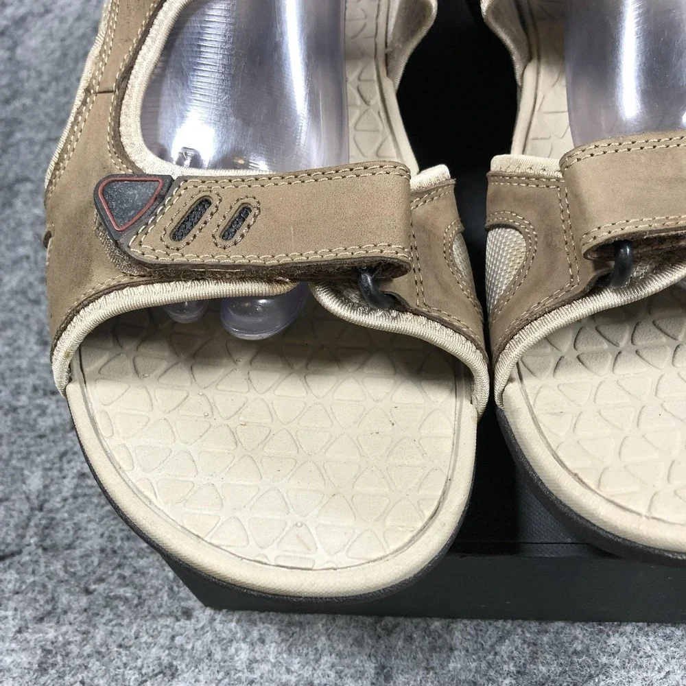 Clarks WaveWalk Sandals Mens 12 Tan Suede Adjustable Sport Water Friendly